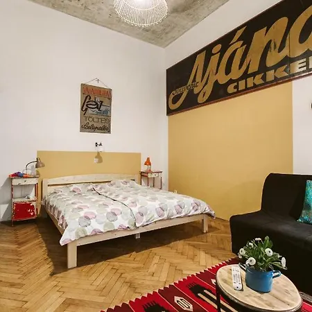 The Art Of Apartment *